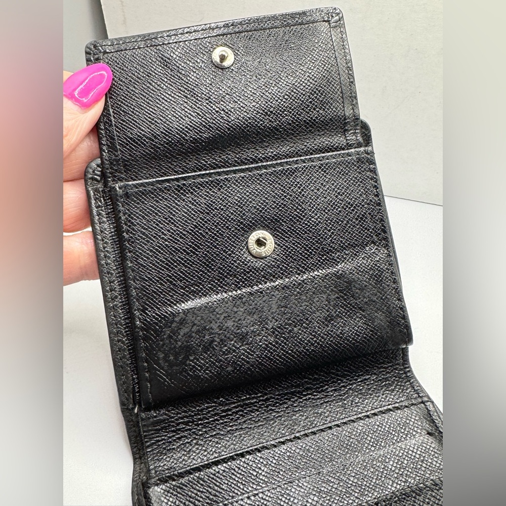 LOUIS VUITTON Black Taiga Porte Billets 3 Cartes Credit Wallet - Picture 10 of 16